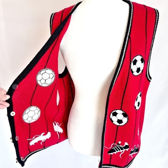 Vintage Mandal Bay Soccer Mom Novelty Button Red V-Neck Knit Sweater Vest Large - Picture 7 of 15